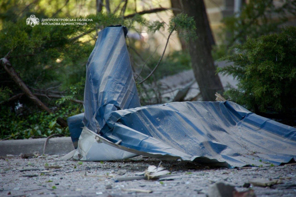 Після атаки на Дніпро постраждали вісім людей1