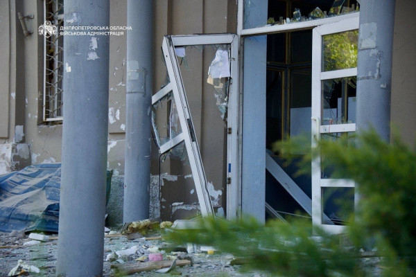 Після атаки на Дніпро постраждали вісім людей0