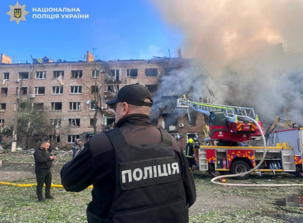 У Києві через масовану атаку рф загинула жінка, понад 30 людей постраждали