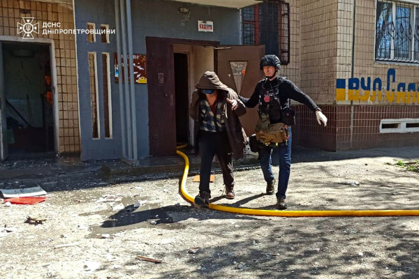 У Кривому Розі удар по багатоповерхівці: п’ятеро постраждалих3