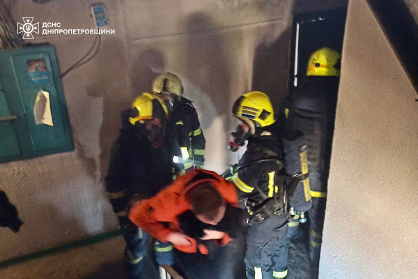 У Кривому Розі удар по багатоповерхівці: п’ятеро постраждалих4