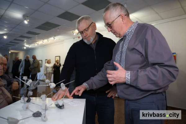 Унікальні картини та спогади ліквідаторів: коли криворіжці можуть відвідати виставку до річниці Чорнобильської трагедії4