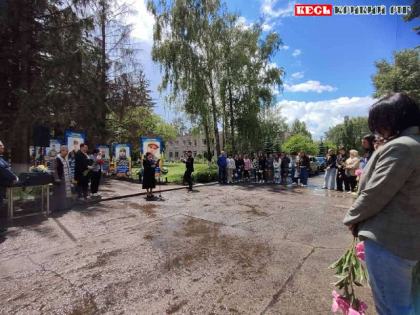 Відкриття стендів на честь полеглих Героїв в Глеюватській громаді Криворізького р-ну