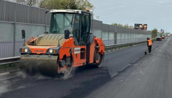 В Україні вже відремонтували понад 7,3 млн кв. м доріг0
