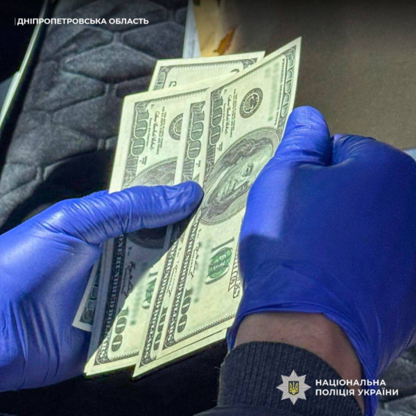 За гроші обіцяв вступ до коледжу для відстрочки: у Кривому Розі викрили організатора схеми1