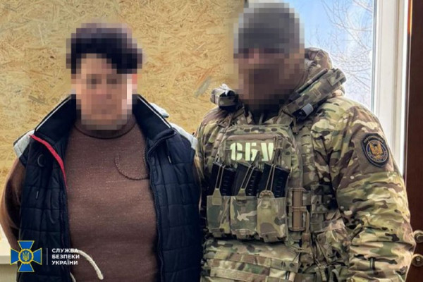 Бухгалтерка на Запоріжжі намагалася передати росіянам доступ до відеокамер для корегування обстрілів