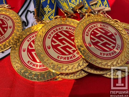 Головне — не цифри на табло, а загартоване братерство: криворізькі ветерани з ампфутболу зіграли зі «Сталевими Орлами»