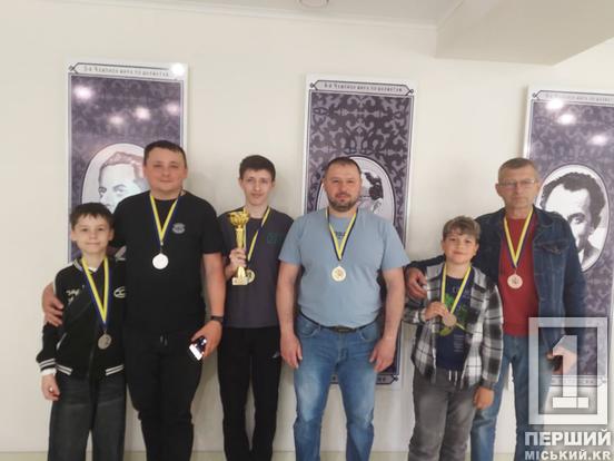 Інтелектуальний тандем: у Кривому Розі визначили найсильніші шахові родини