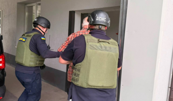 Допомога пораненим після російського обстрілу - фото Микола Лукашук