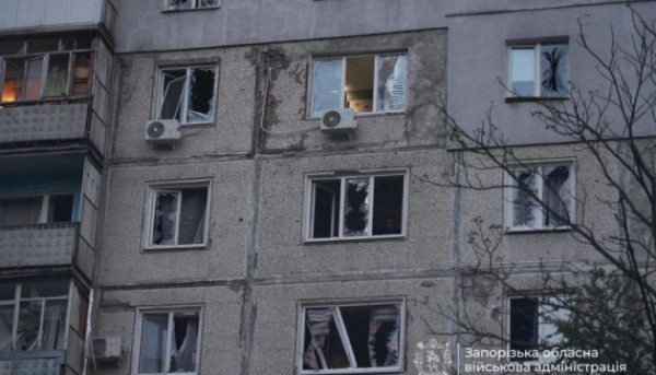 У Запоріжжі через ворожу атаку постраждали троє людей
