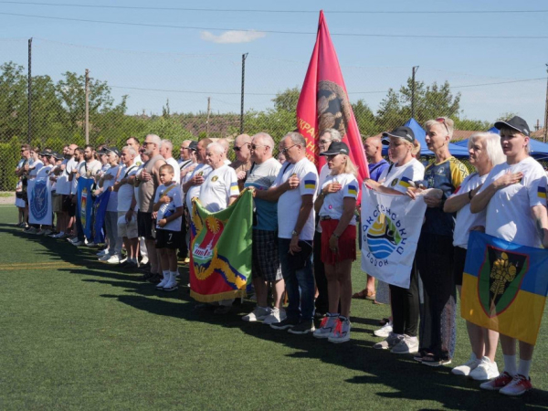 Ветерани Кривого Рогу випробували лук, дартс і йогу на Veterans Family Games-2026: подробиці