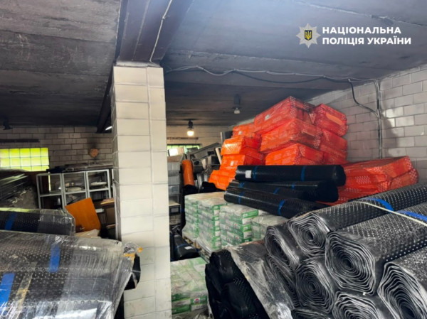 За зловживання на будівництві шкільних укриттів – майже 37 млн грн збитків: поліція викрила схеми у прифронтових регіонах