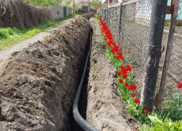 Замінили 13 км зношених труб: у громаді Криворіжжя оновили водогін