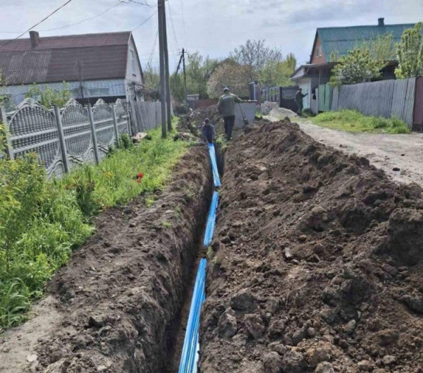 Ремонт водогону - фото Дмитро Невеселий