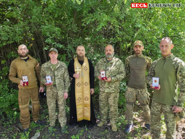 Церковними відзнаками нагороджено воїнів Криворізької 129 ОВМБр