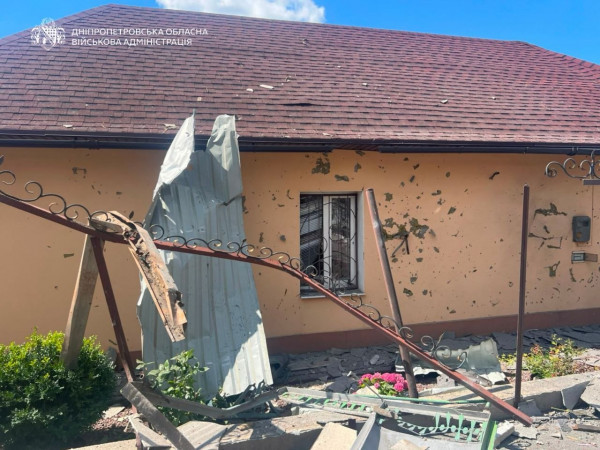 На Дніпропетровщині п'ятеро людей дістали поранень через російські обстріли