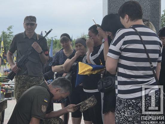 На Донеччині загинув криворізький захисник Олександр Литвин: з Героєм попрощалися у Кривому Розі