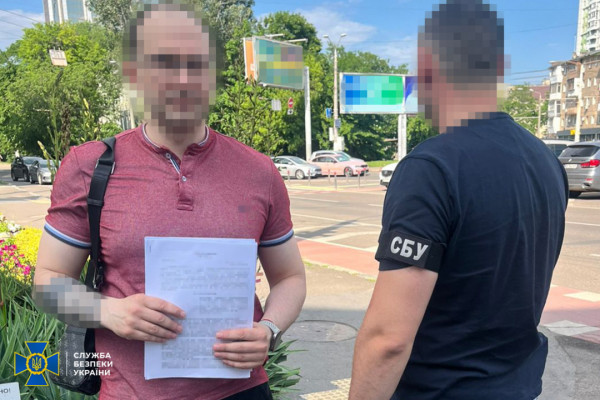 Рейдерське захоплення нерухомості в Одесі на 18 млн грн: викрито організатора та його спільників