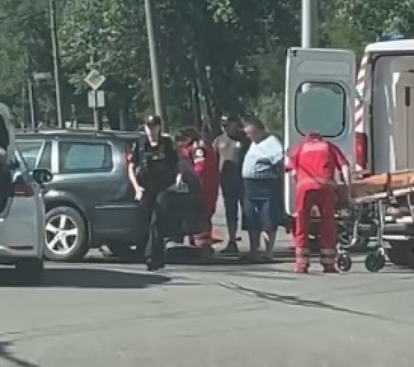 У Кривому Розі на ПівдГЗК сталась серйозна ДТП: зіткнулись два автомобілі