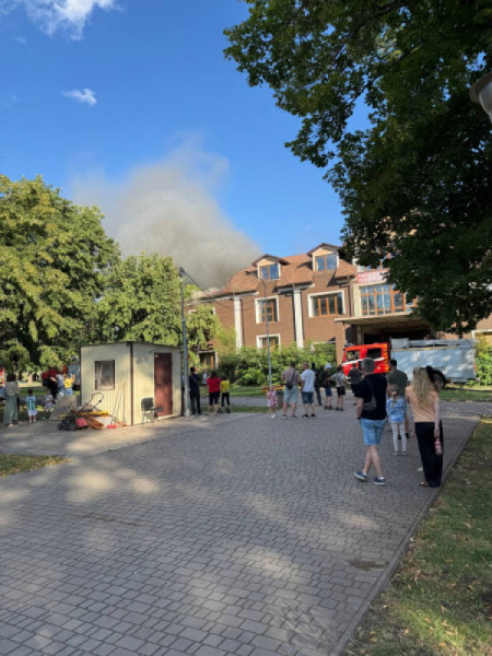 У парку Саксаганський сталась пожежа