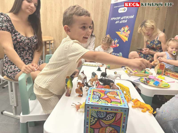 3D-картини створювали на заняттях «Мама і я» від Карітас Кривий Ріг