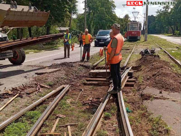 Ремонт трамвайних рейок на 1 дільниці в Кривому Розі
