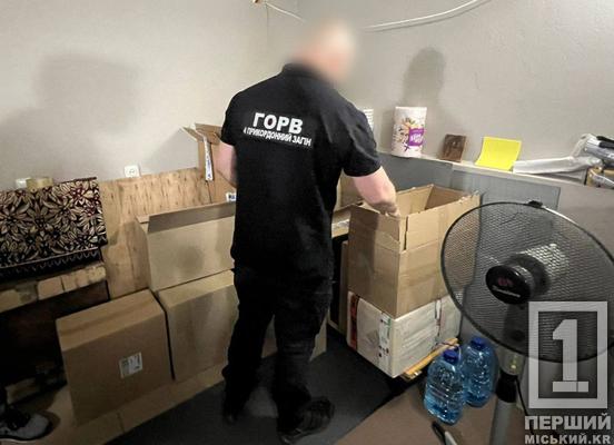 З Харкова по всій Україні: прикордонники накрили підпільні склади з нелегальним алкоголем та сигаретами на 3 мільйони