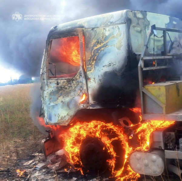 Двоє людей загинули внаслідок атак на Дніпропетровщину: ще двоє поранені