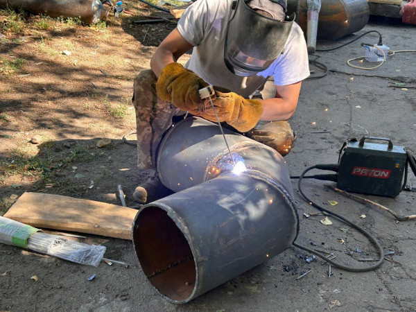 «Криворіжтепломережа» продовжує модернізацію теплової інфраструктури: у Тернівському районі оновлюють магістральні мережі
