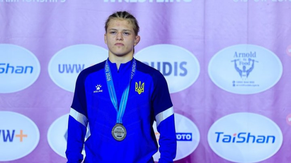 Криворізька борчиня увійшла до трійки найсильніших на чемпіонаті світу U17