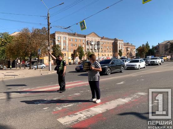 Ніколи не забудемо: на площі Володимира Великого пройшла хвилина мовчання