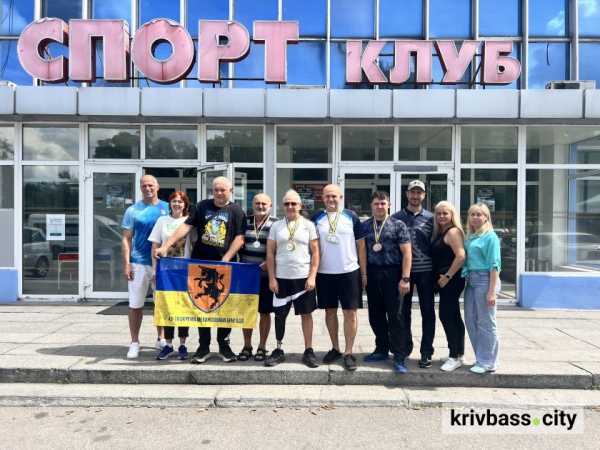 Повірити в себе й перемогти: криворізькі учасники проєкту «Вільні хвилі» привезли медалі зі змагань у Кам’янському