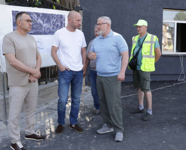 У Кривому Розі на фінішній прямій комплексний благоустрій навколо нового ветеранського простору на 44-му кварталі