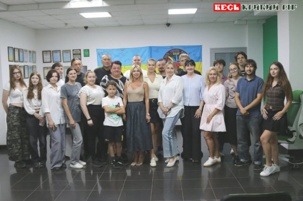 Круглий стіл про волонтерство організувала ЗеМолодіжка Кривого Рогу