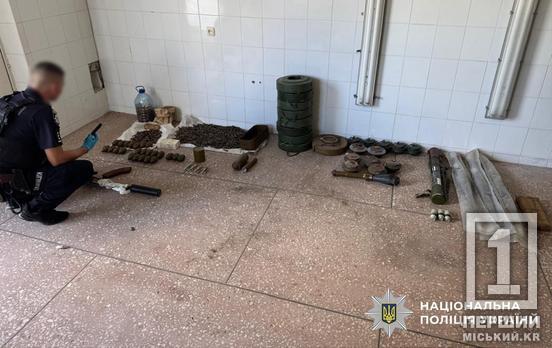 Схрони боєприпасів на Дніпропетровщині та по всій країні: правоохоронці провели понад 155 обшуків і вилучили масштабний арсенал зброї