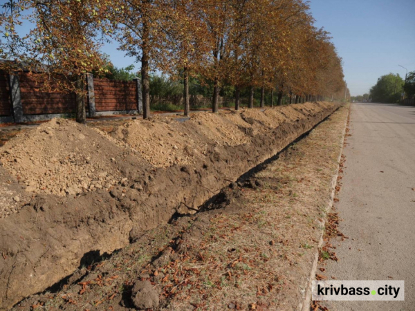 Водогону понад 60 років: у Кривому Розі триває  масштабне оновлення мережі перед зимою