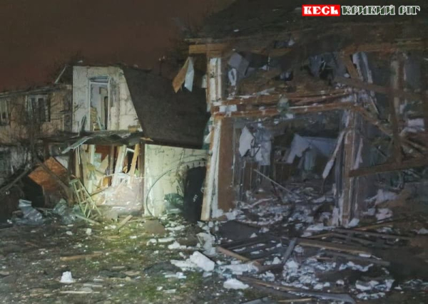 Наслідки ворожого удару по Києву в ніч на 22 жовтня