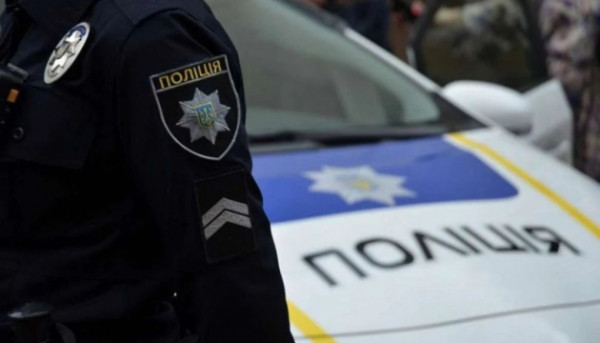 Посвідчення без іспитів і авто за півціни: шахраї виманюють гроші та персональні дані