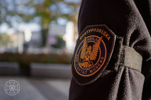 Прихована камера під чужим будинком і дані про ППО: 18-річного агента рф затримали в Києві