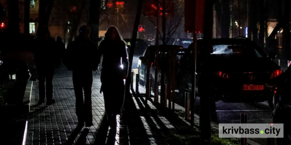 Відключення електроенергії в Кривому розі з 19 по 23 жовтня: перелік АДРЕС